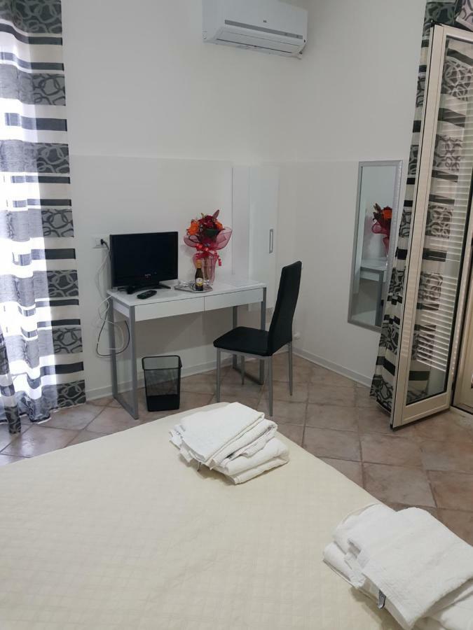 B&B Dimora Del Centro Scalea Buitenkant foto